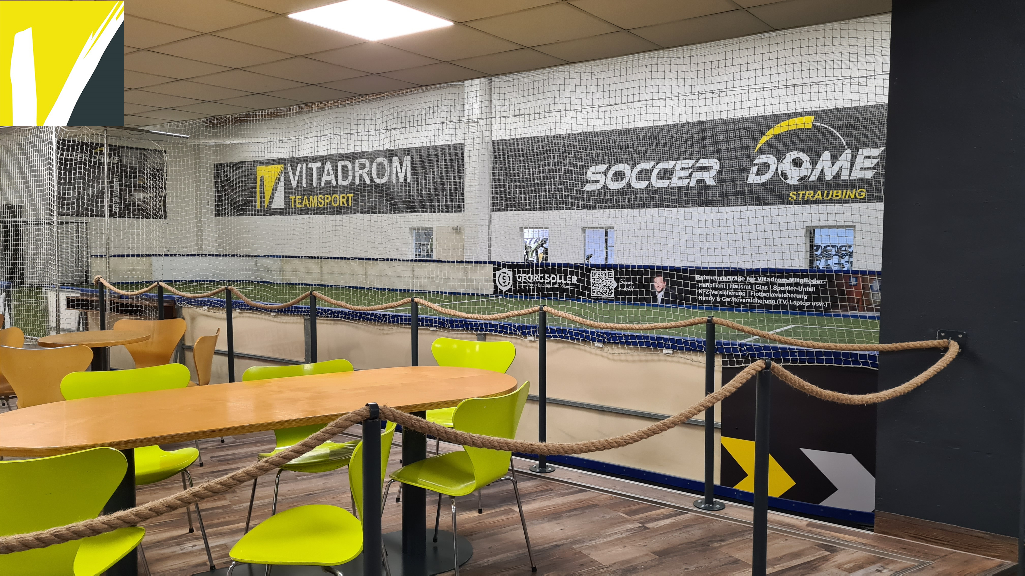 Kunstrasenplatz im Soccer Dome